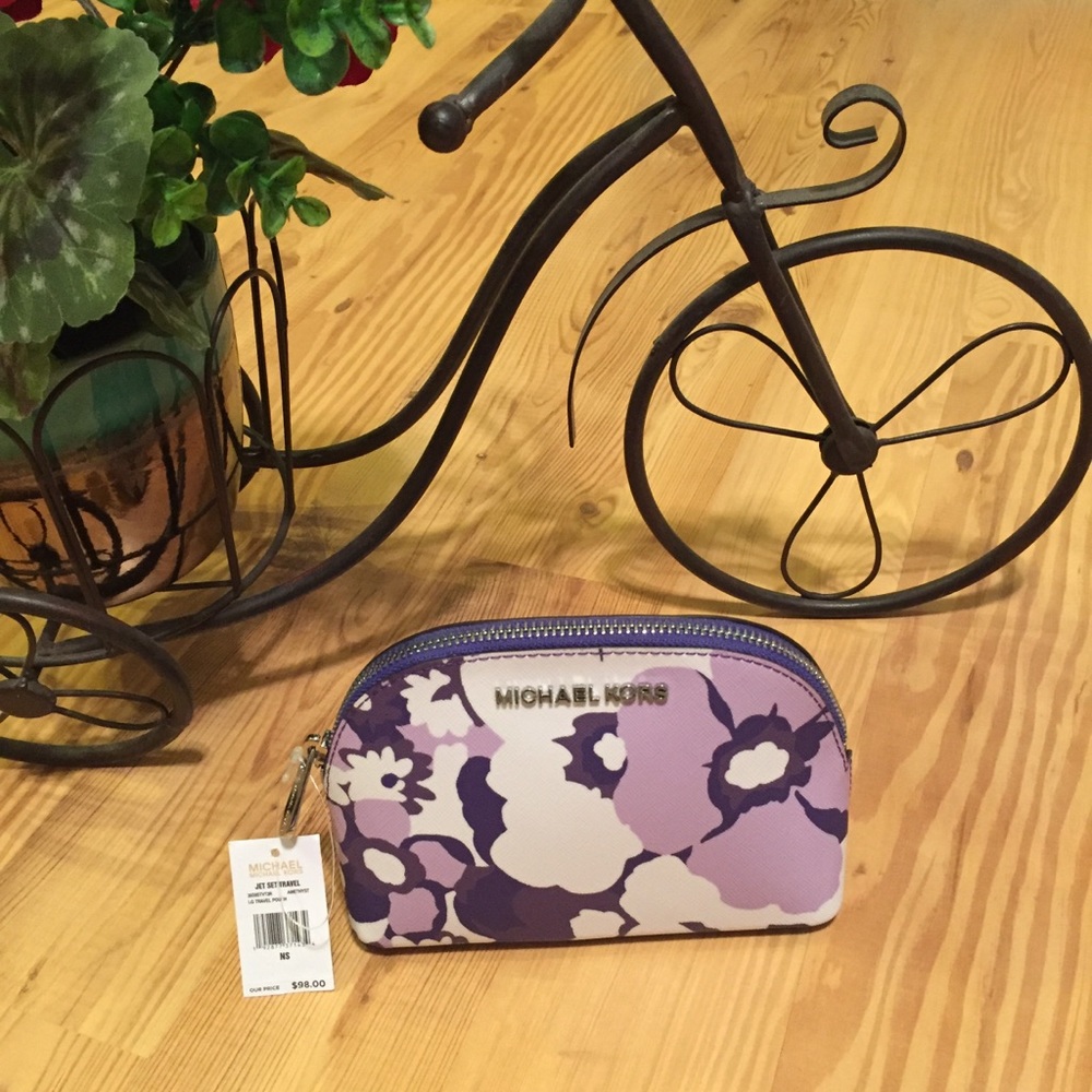 NWT! Michael Kors travel pouch. Orig. $98.